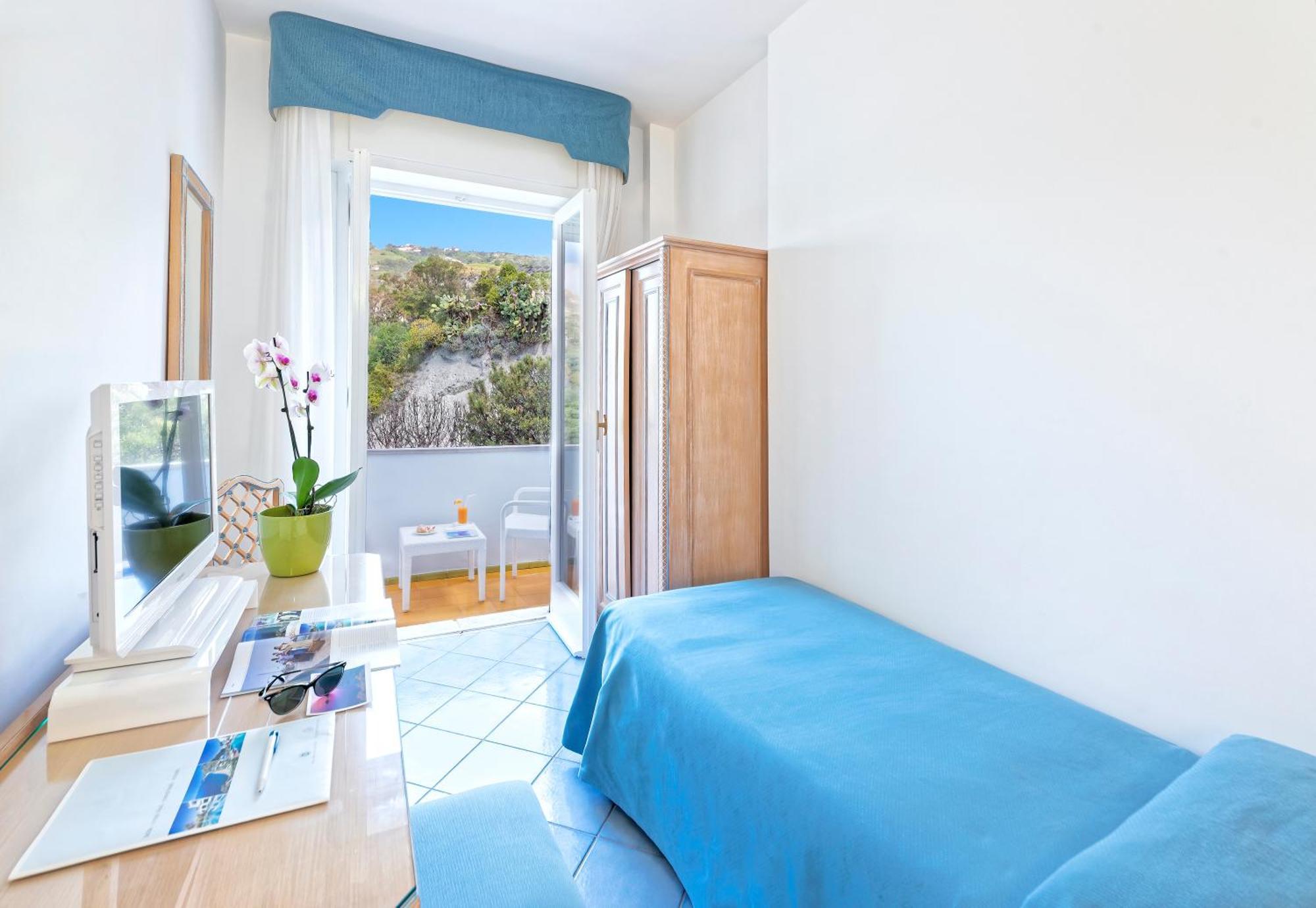 Hotel San Giorgio Terme Barano dʼIschia Camera foto